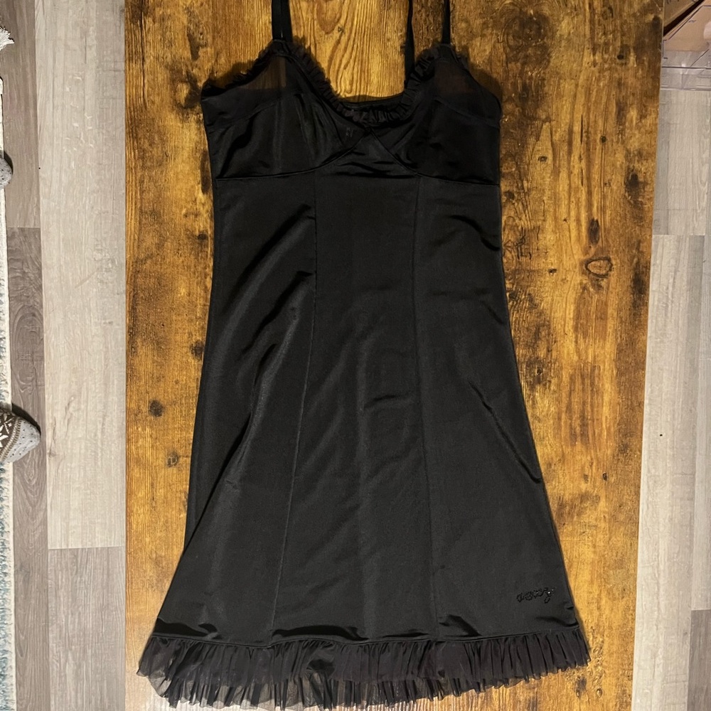 Victoria’s Secret black slip